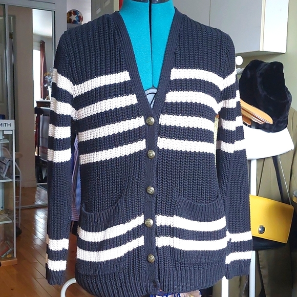 Forever21 warm sweater size S - Picture 1 of 3